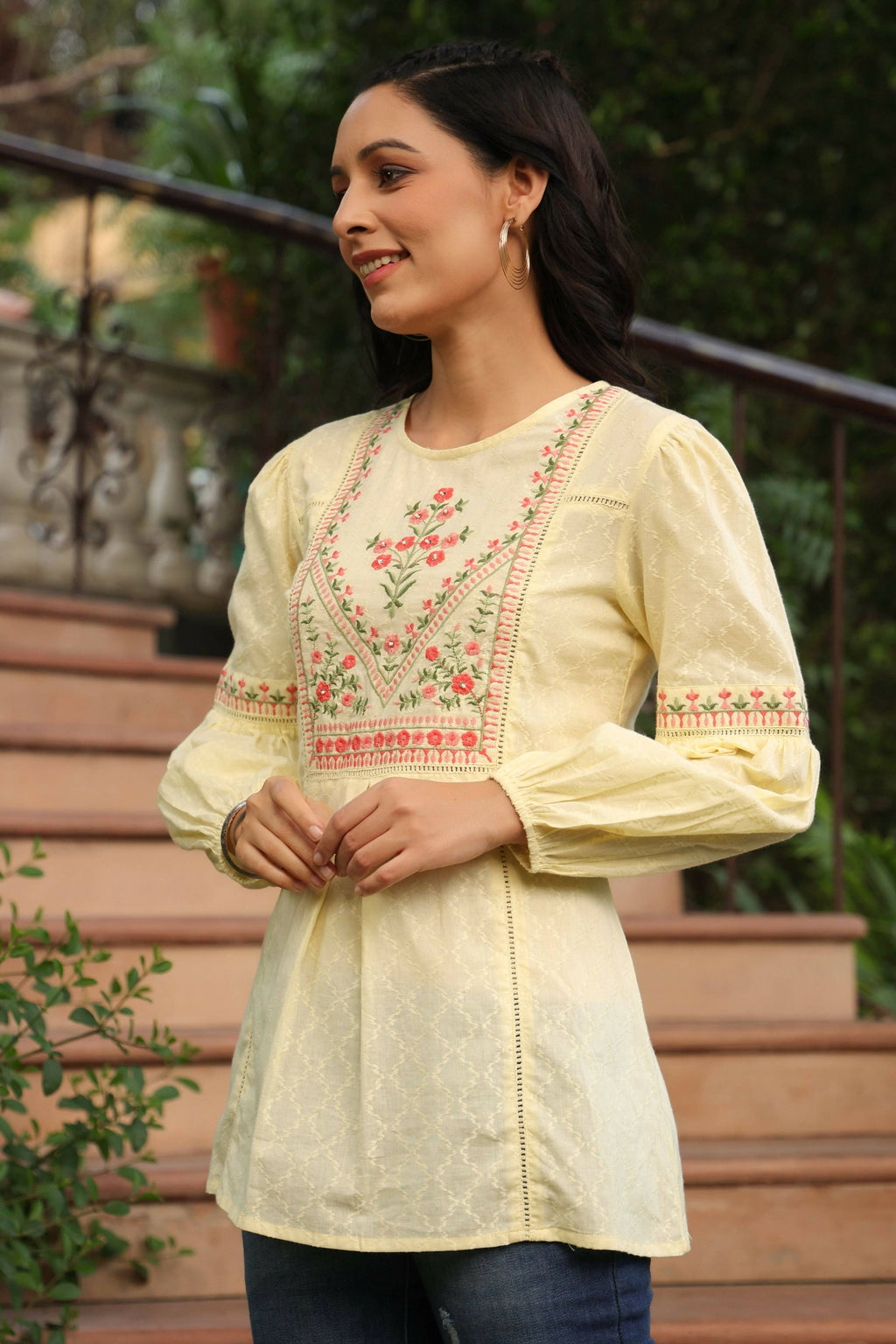 Juniper Women's Lemon Cotton Dobby Solid Embroidered Straight Tunic