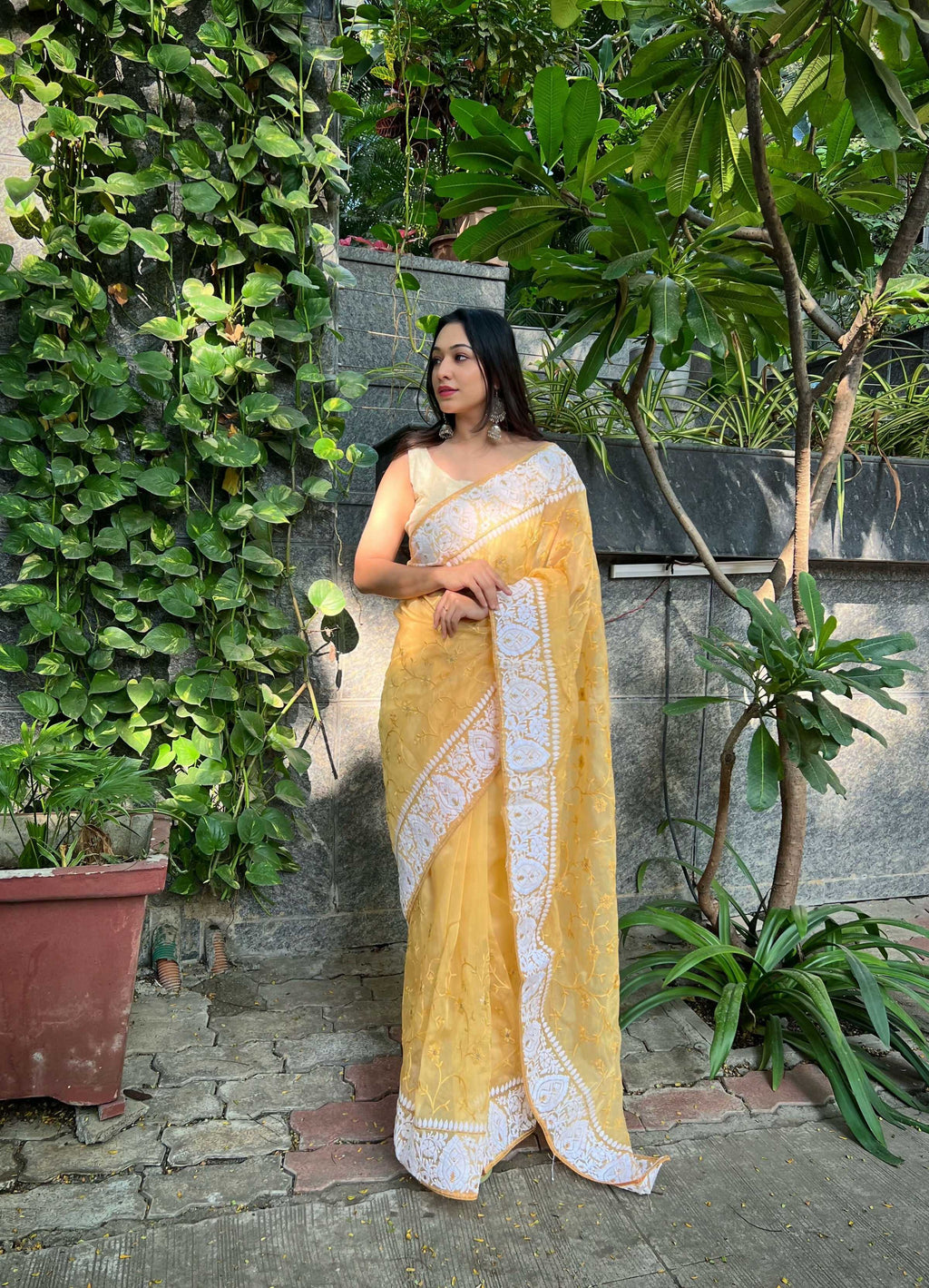 Vamsee Palak Saavi Yellow Organza Saree