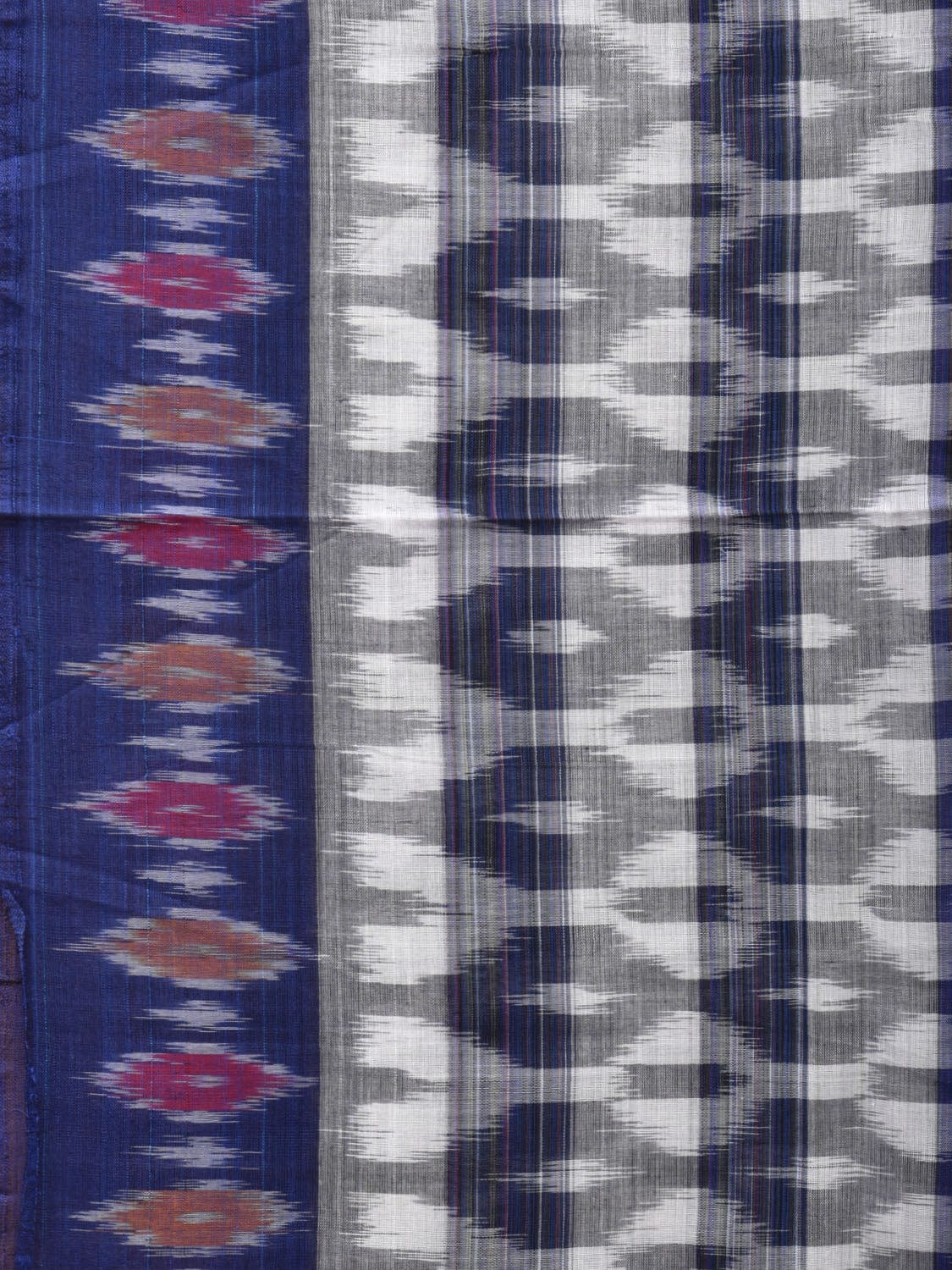 White and Blue Pochampally Ikat Cotton Handloom Saree with Strips Design No Blouse - Global Threads