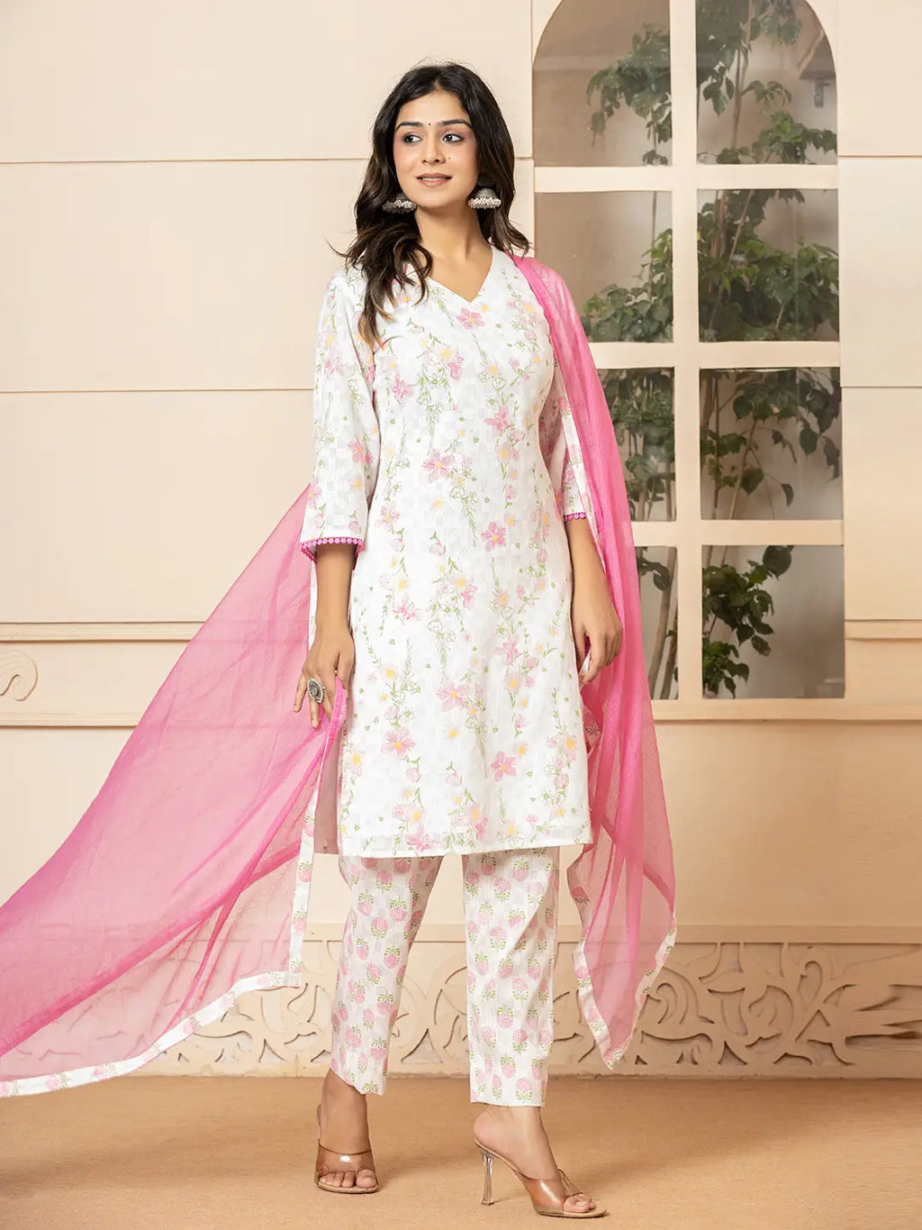 Yufta White Cotton Floral Print Kurta Dupatta Set