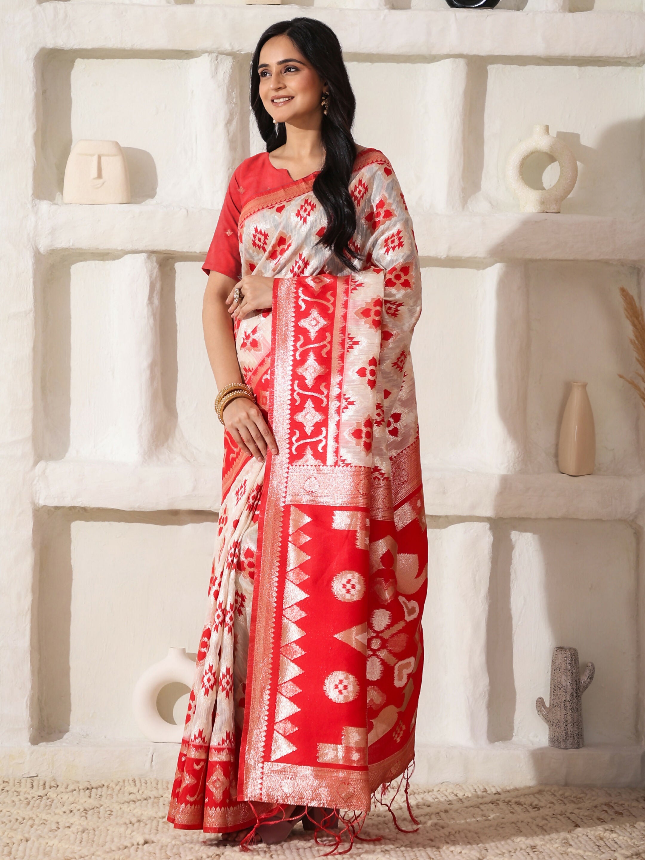 Shree Shyam Fashion Linen Cotton Red & White Saree
