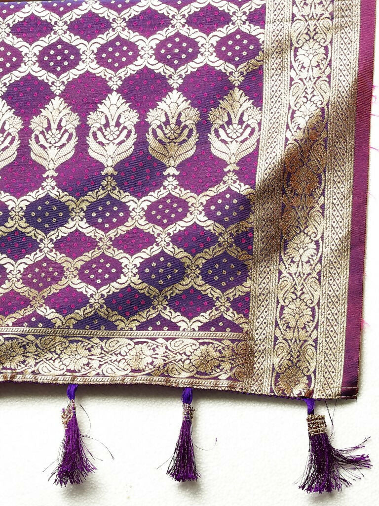 Vastranavya Pink Soft Patola Silk With Meenakari Weaving Motifs And Rich Zari Weaving Pallu Saree With Matching Blouse Fabric