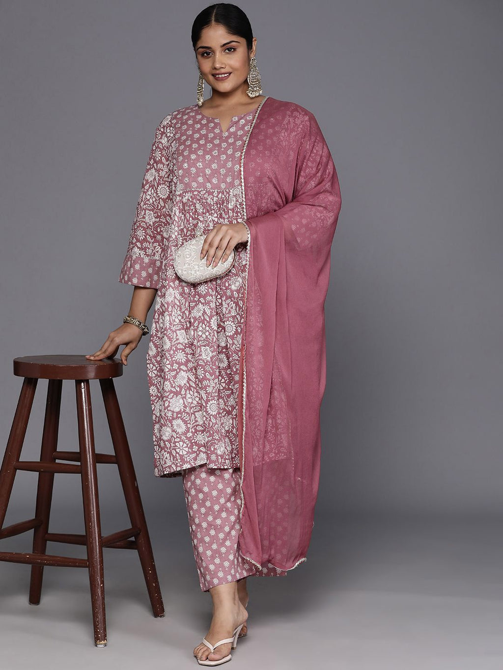 Sztori Plus Size Floral Printed Sequinned Pure Cotton A Line Kurta & Trousers With Dupatta
