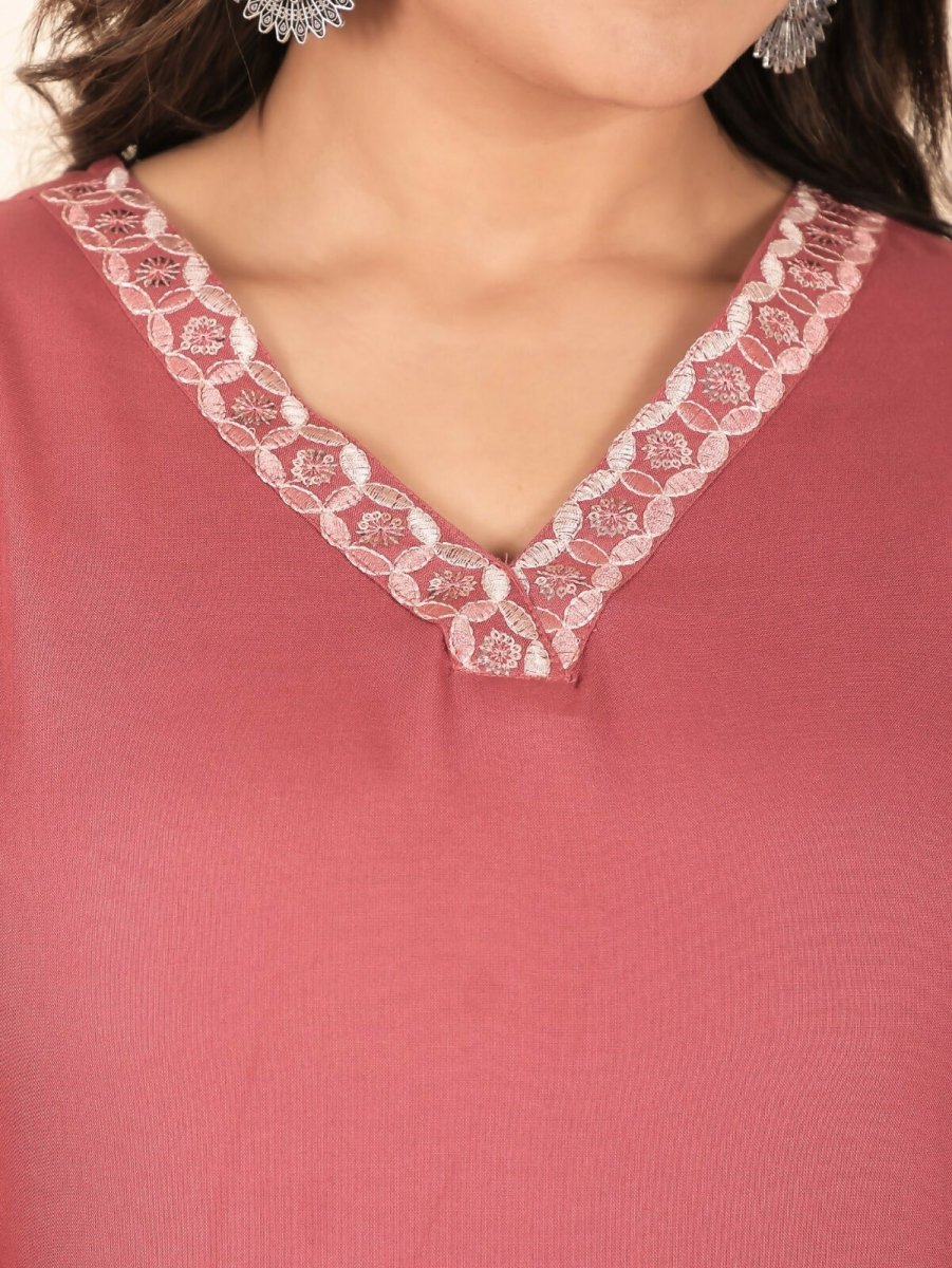 Aramya Pink Rayon Solid Straight Kurta for Women