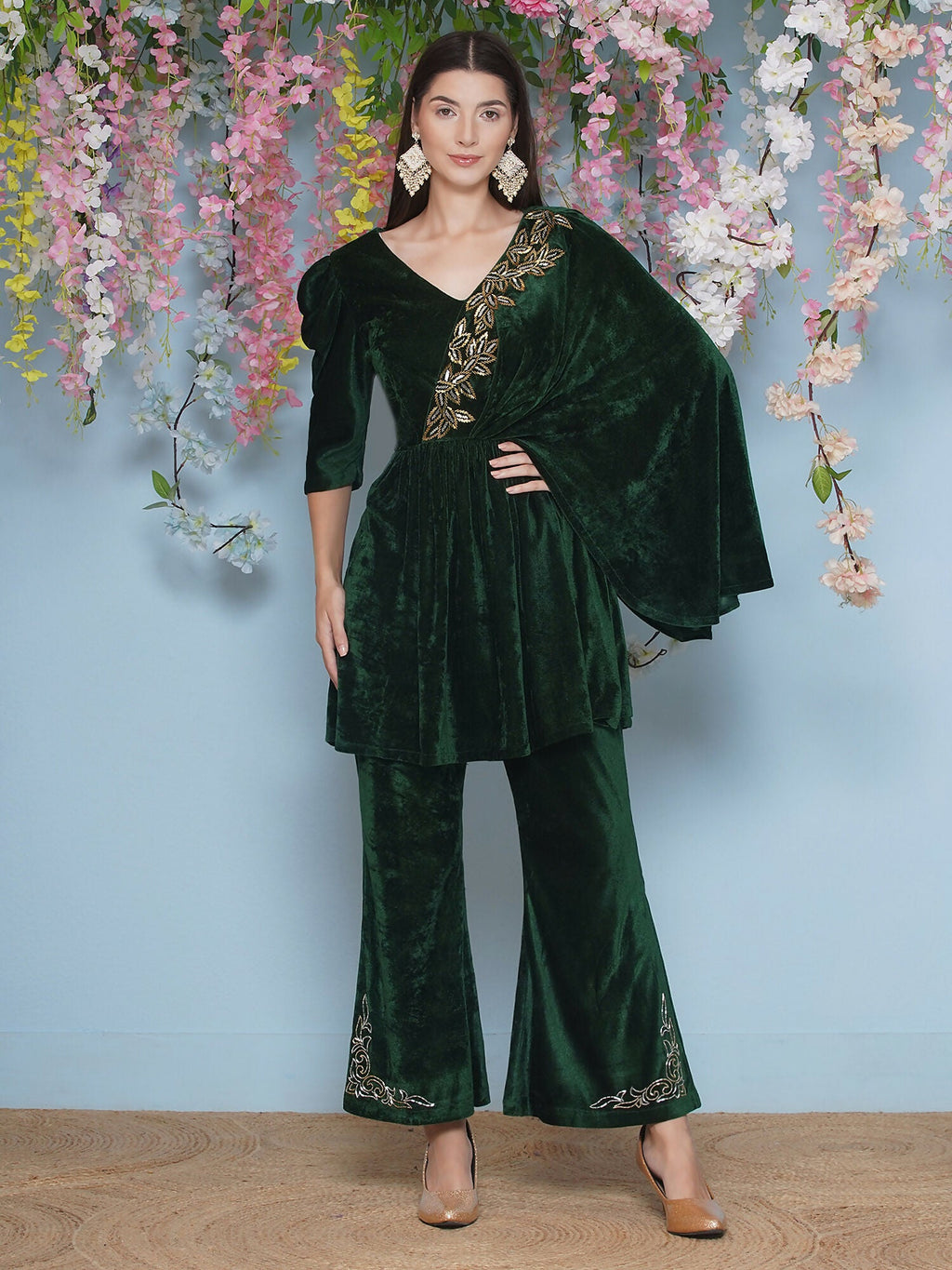 Joban Fashion Green Velvet Hand Embellished Set