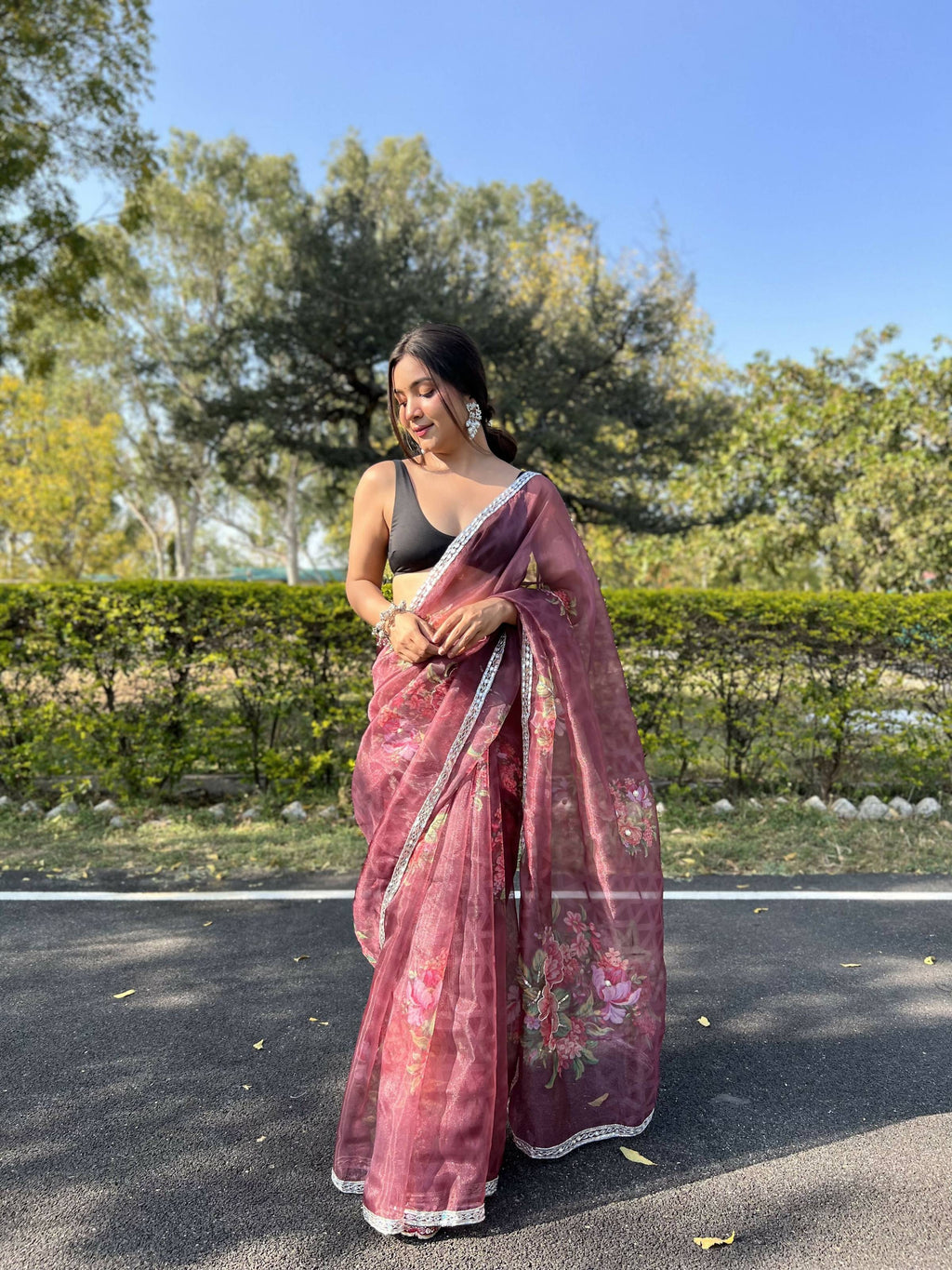 Vamsee Sia Maroon Organza Saree