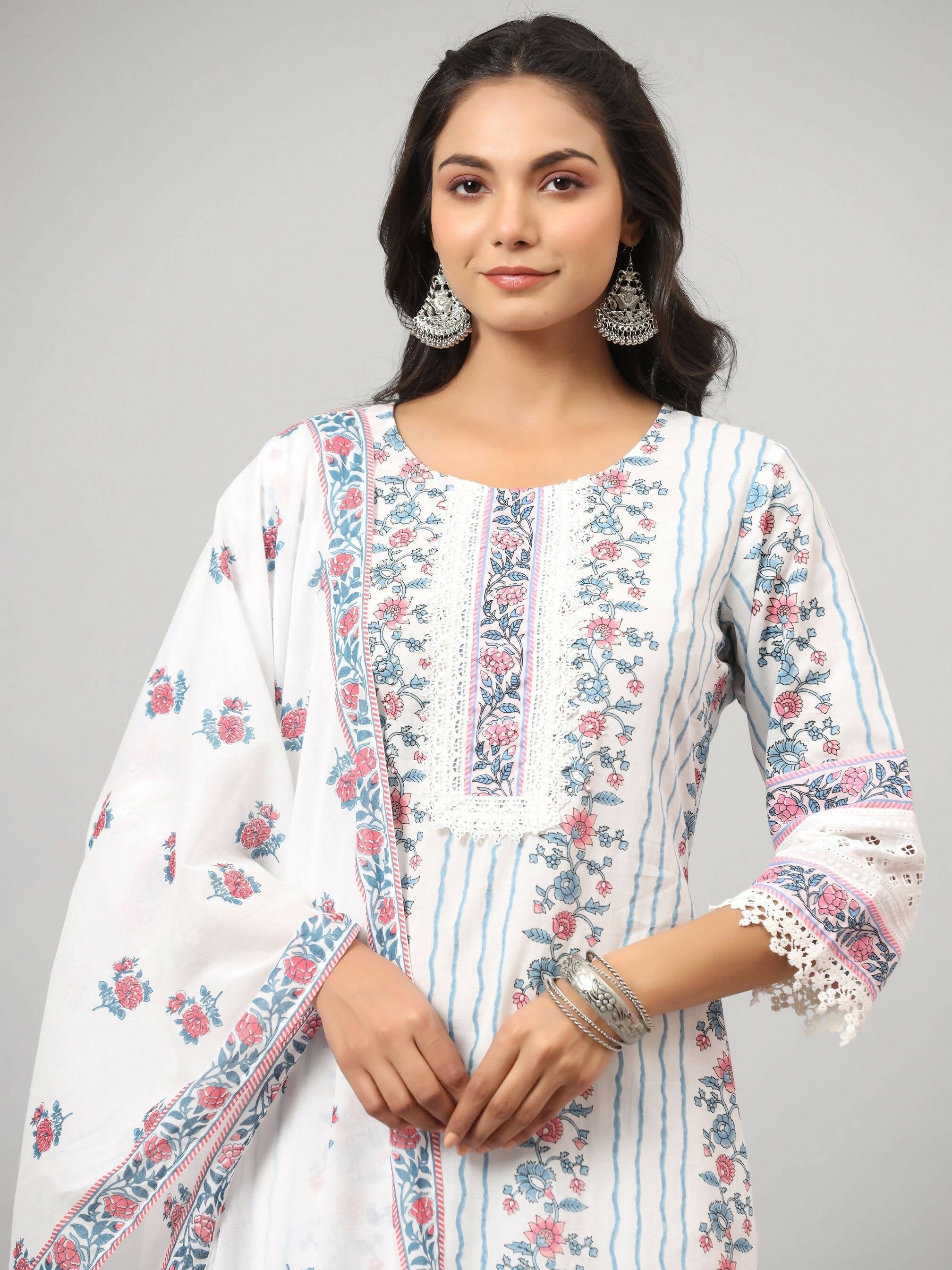 Juniper Women's Off-White Cambric Printed Stright Kurta Sets