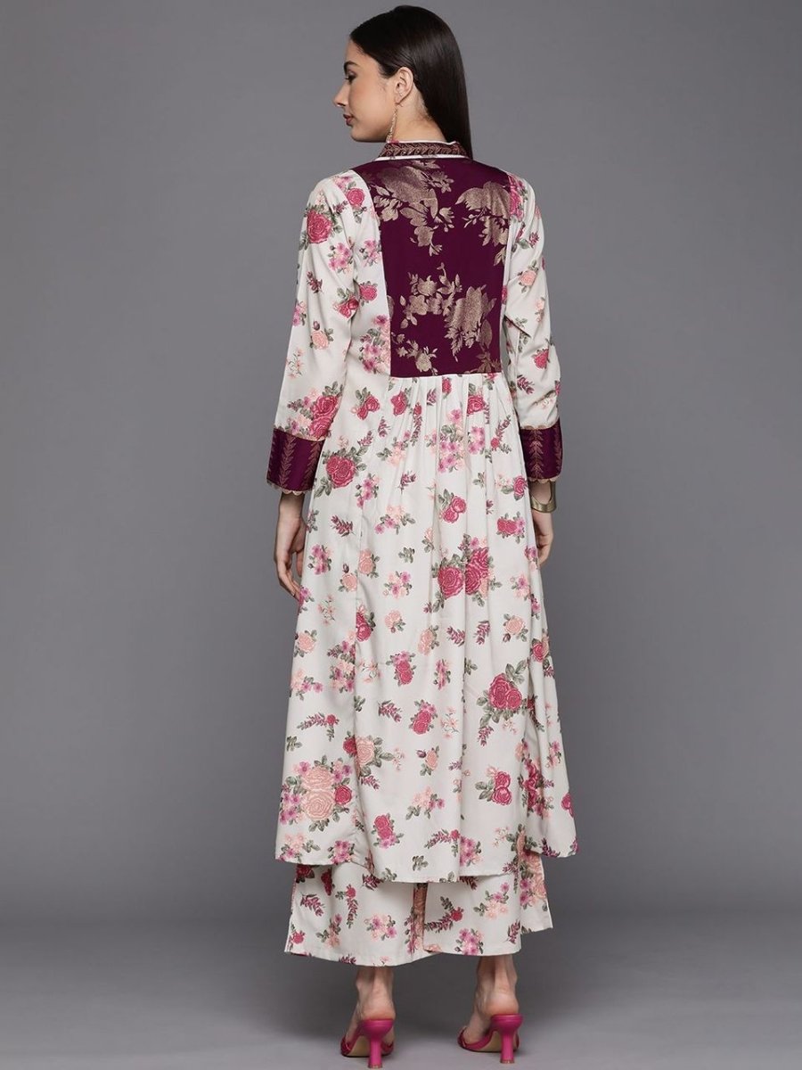 Ahalyaa Womens Beige Crepe Digital Printed Kurta Palazzo Set