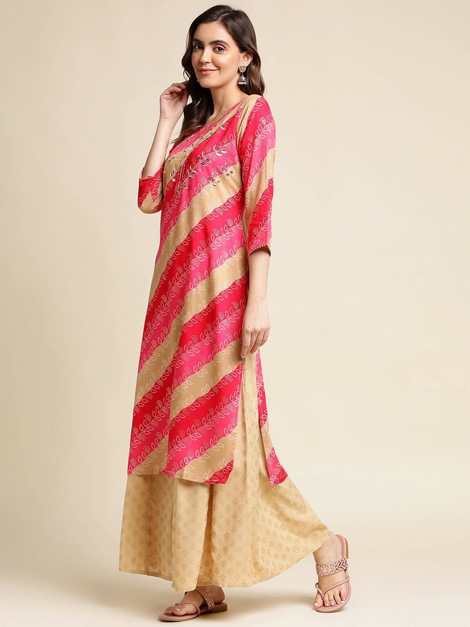 Pink Rayon Floral Printed Straight Fit Kurta - Prasuti