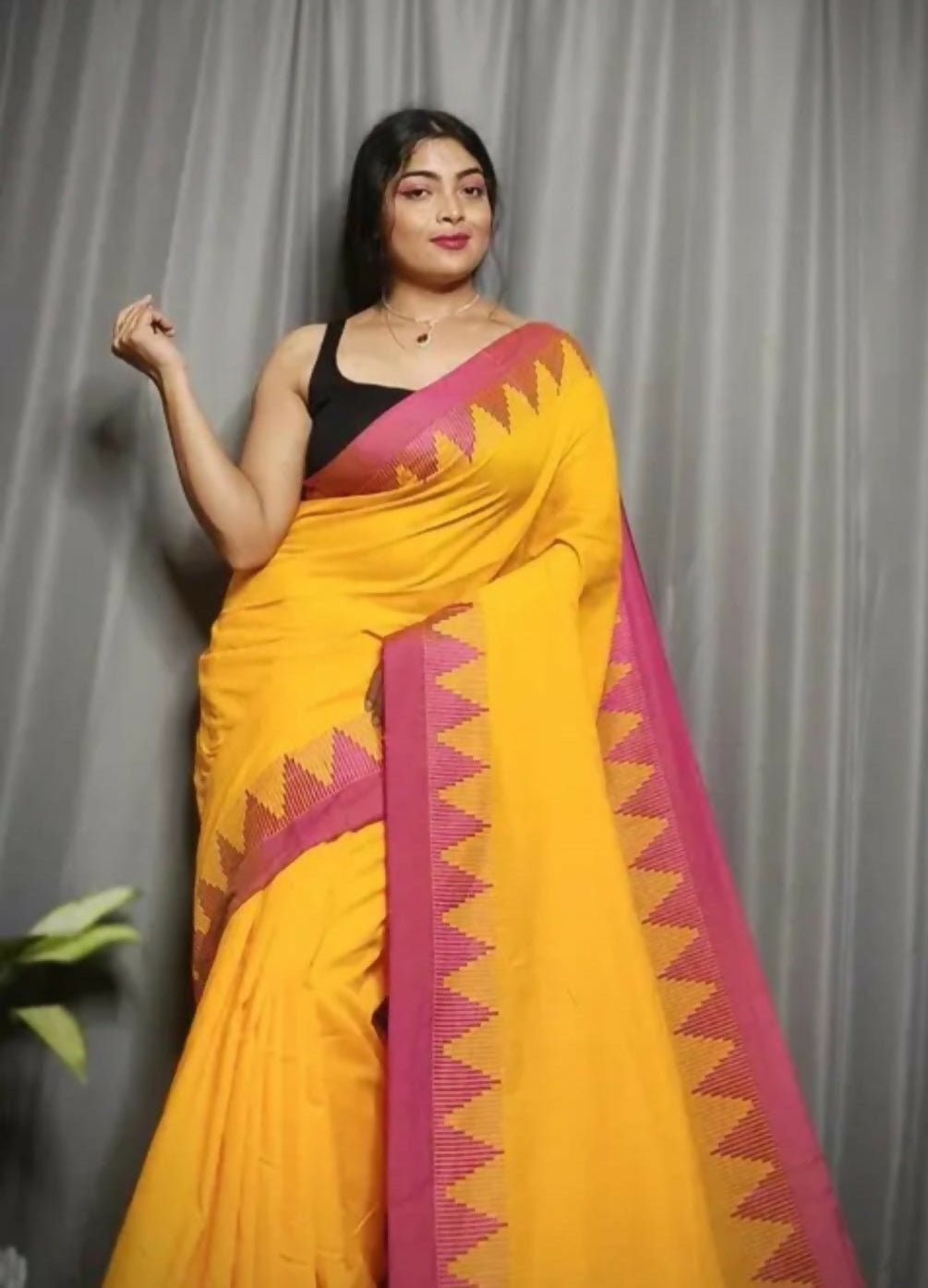 Exclusive Collection Beautiful Yellow Pure Cotton Woven Handloom Saree With Running Blouse Piece
