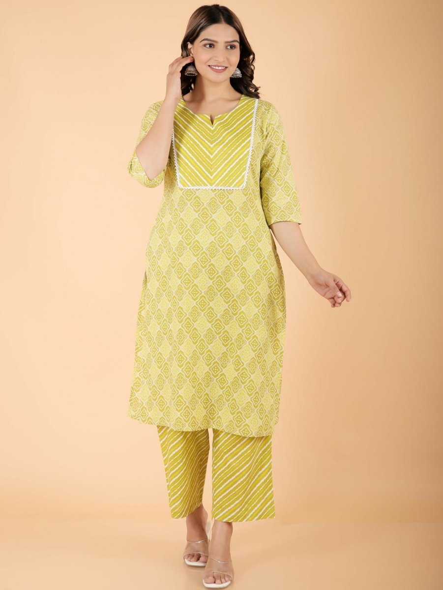 Aramya Green Soft Cotton Geometric Print Straight Kurta Set for Women