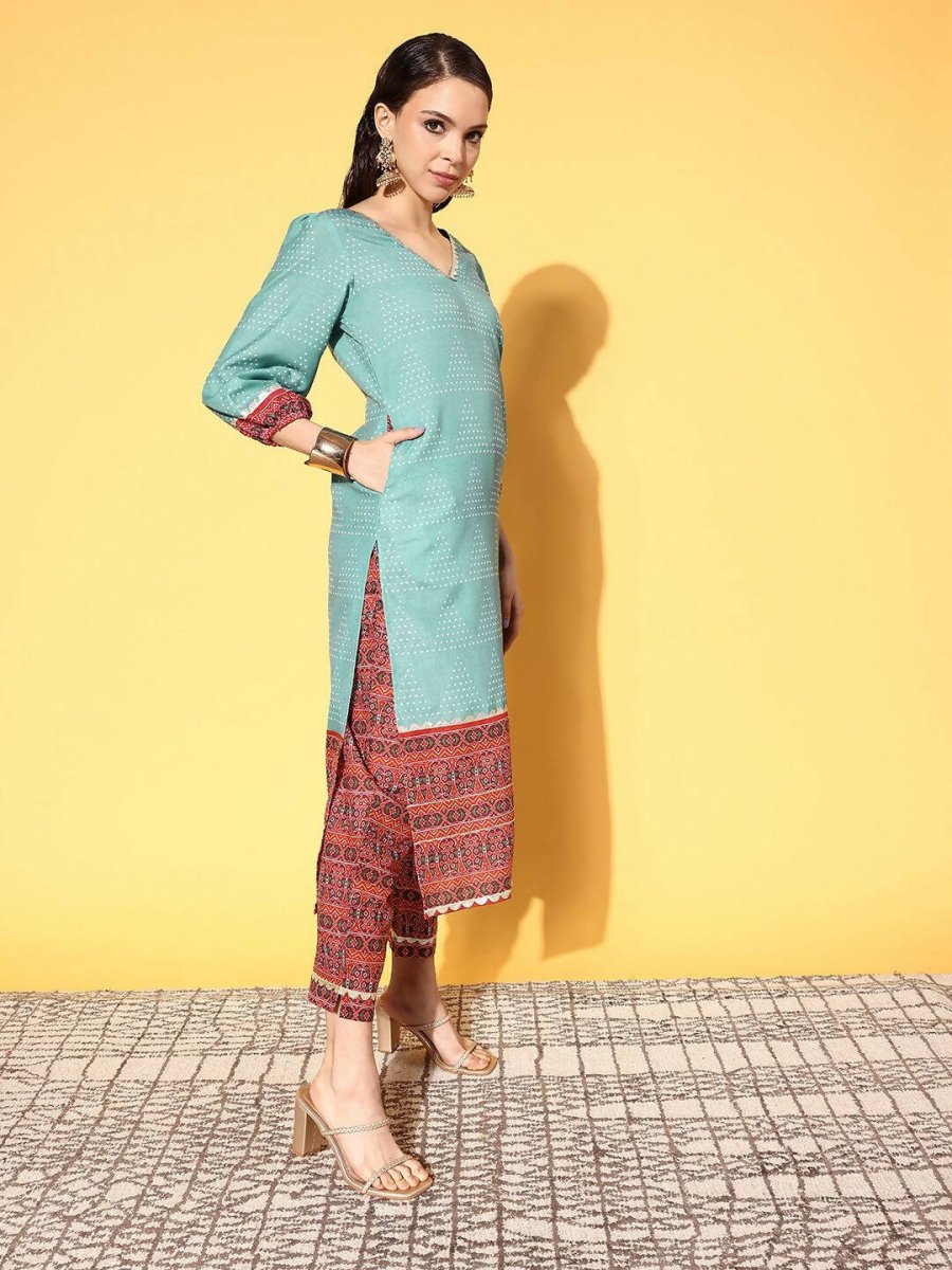 Ahalyaa Women's Teal Cotton Blend Digital Printed Kurta Pant Set