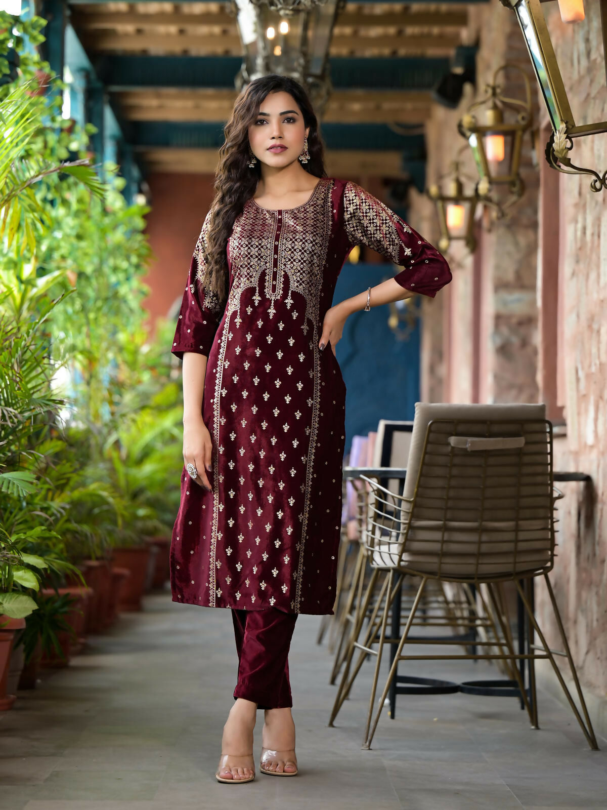 Juniper Women's Maroon Ethnic Motif Printed Velvet Kurta Set With Tassels