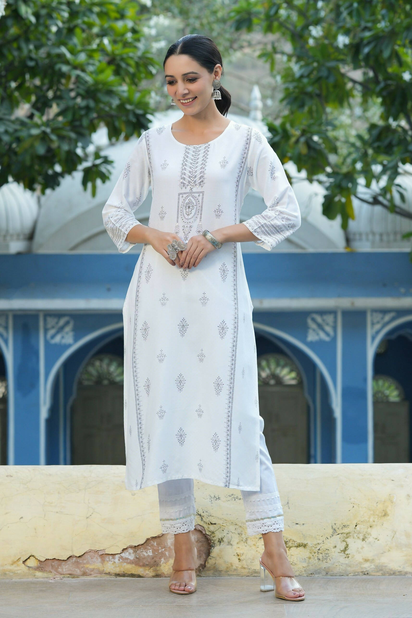 Juniper Women's White Rayon Placement Printed Straight Kurta