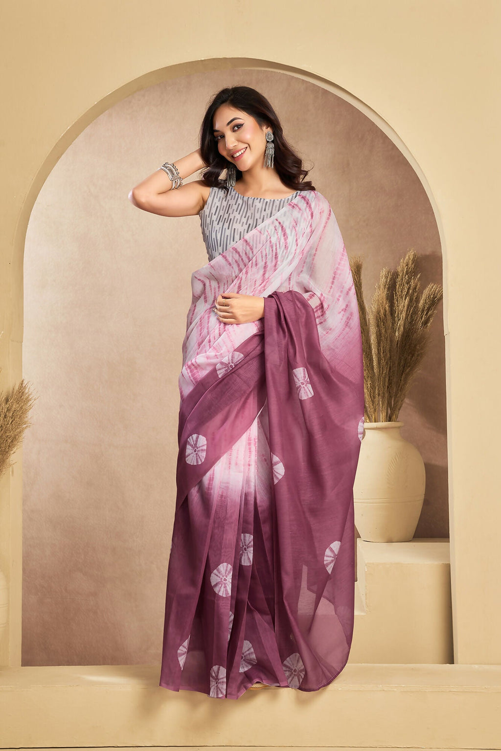 Vastranavya White Onion Digital Printed Linen Ready To Wear Designer Saree with Unstitched Blouse