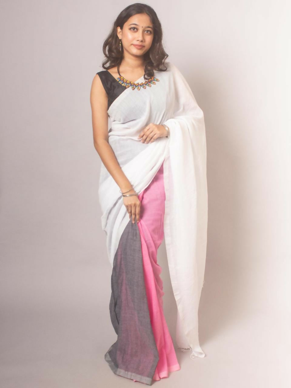 Exclusive Collection Beautiful Khadi Cotton White Grey Pink Handloom Saree