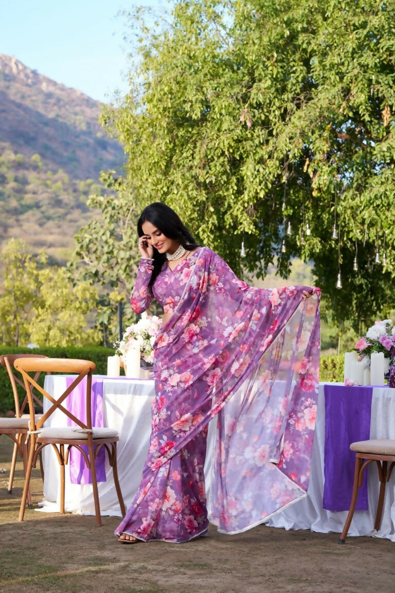 Vastranavya Onion Weightless Marble Printed & Pearl Lace Border Saree with Unstitched Blouse
