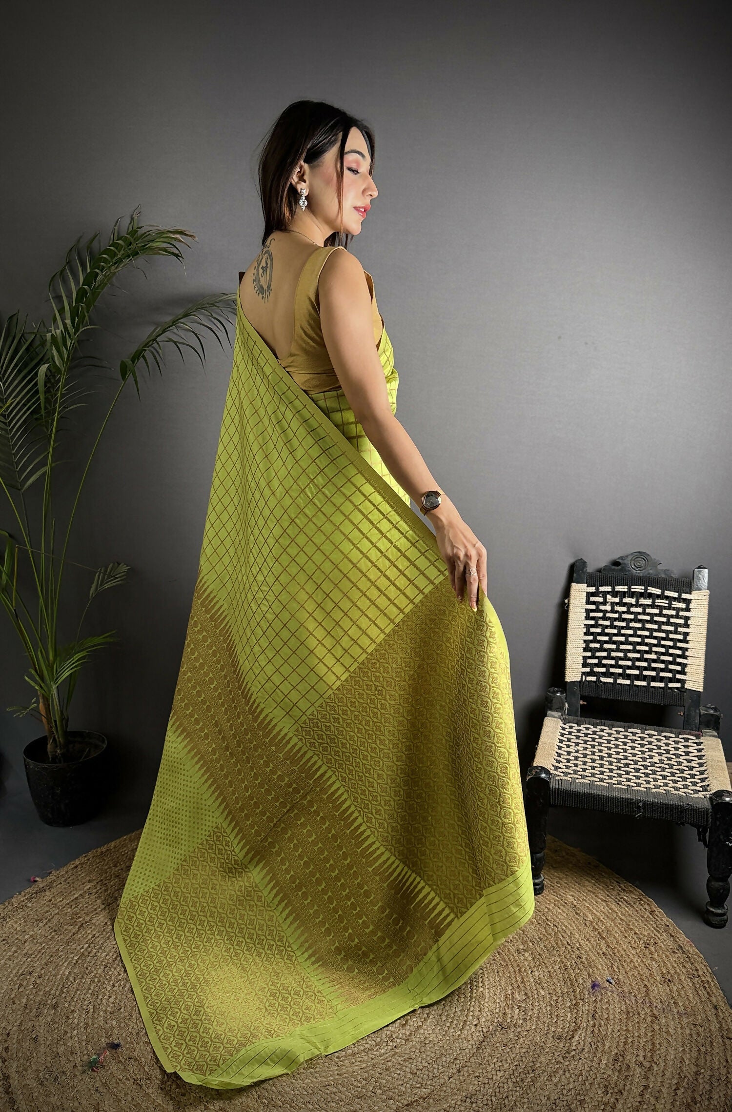Joban Fashion Light Green Banarasi Soft Lichi Silk Checks & Woven Saree