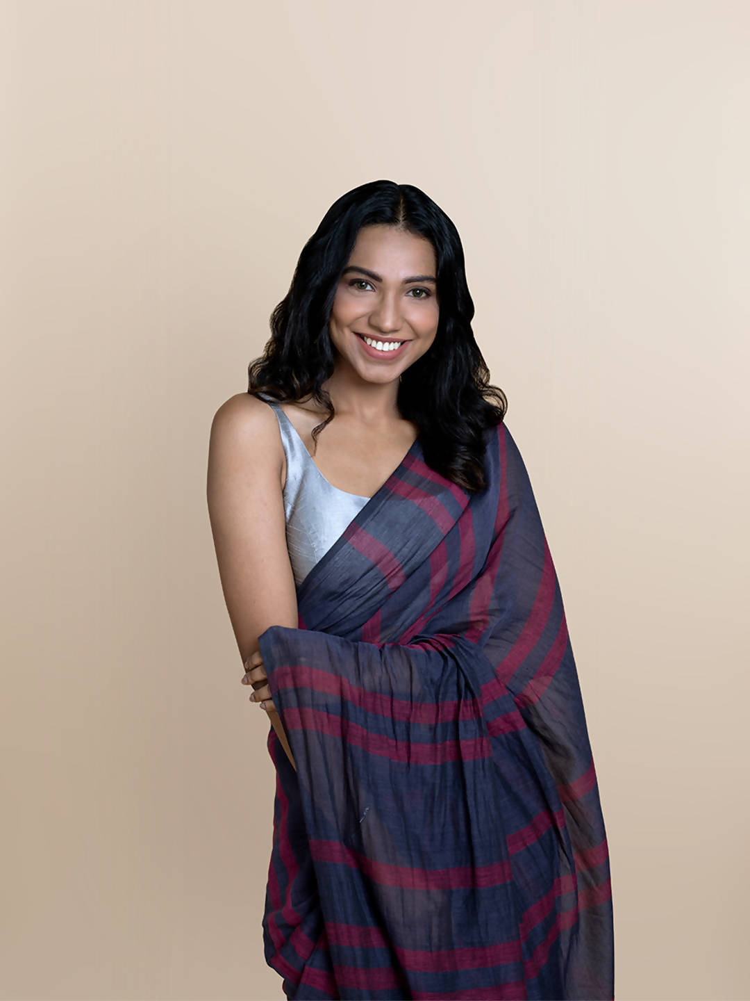 Suta Women Navy Blue Pure Cotton Handloom Saree