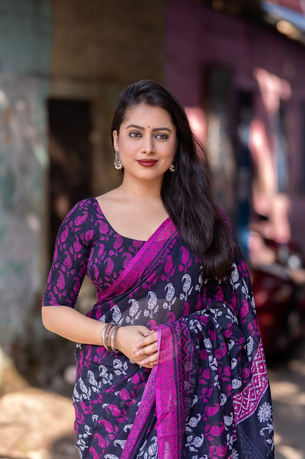 Purple Linen Blend Ethnic Motifs Saree with Unstitched Blouse - Hiral Fashion