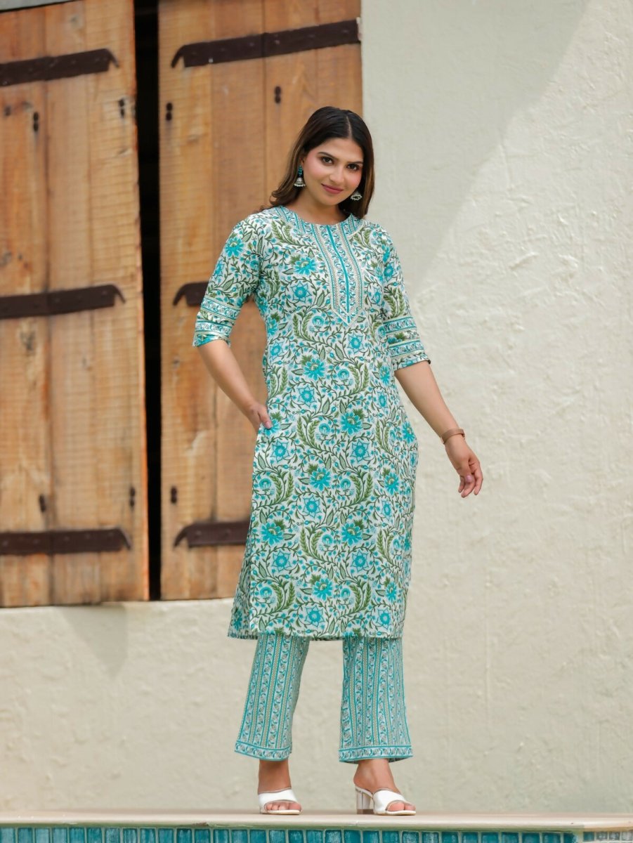 Aramya Straight Soft Cotton Floral Print Women's Kurta - Turquoise