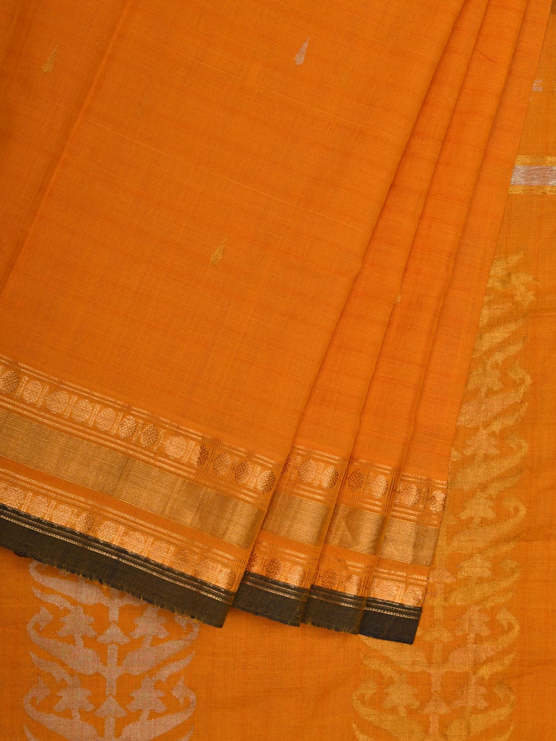 Yellow Uppada Cotton Handloom Saree with Karpur Pallu Design - Global Threads