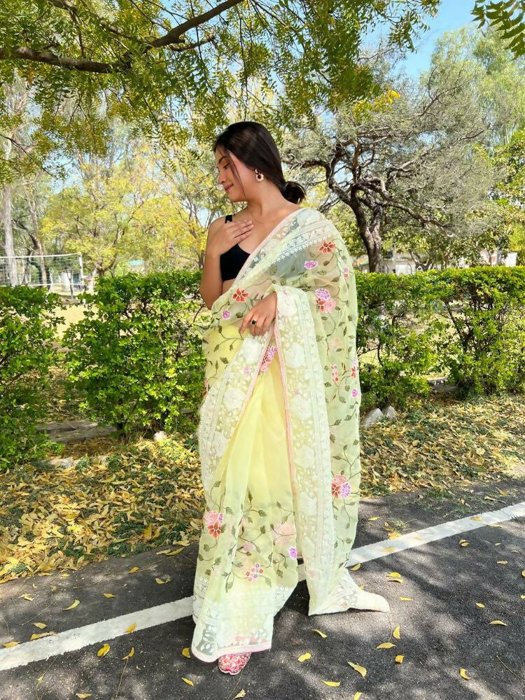 Vamsee Foolwarii Yellow Organza Saree