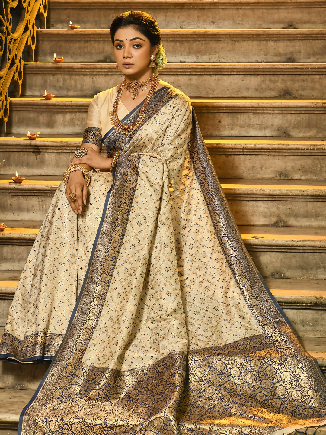 Shree Shyam Fashion Rajvastra Navy Blue Banarasi Silk Saree