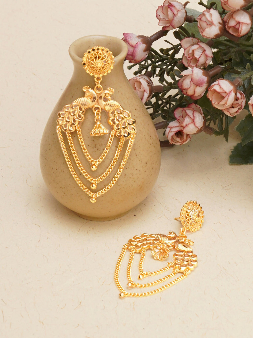 Golden Earrings (Gold) - Ruby Raang