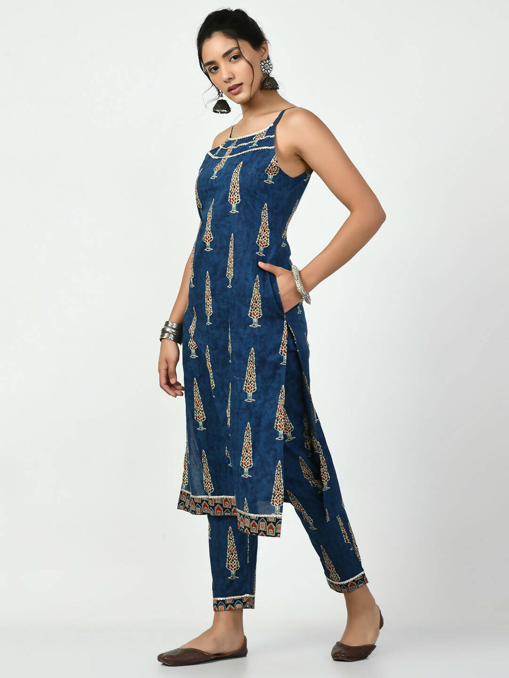 Myshka Women's Blue Straight Printed Kurta