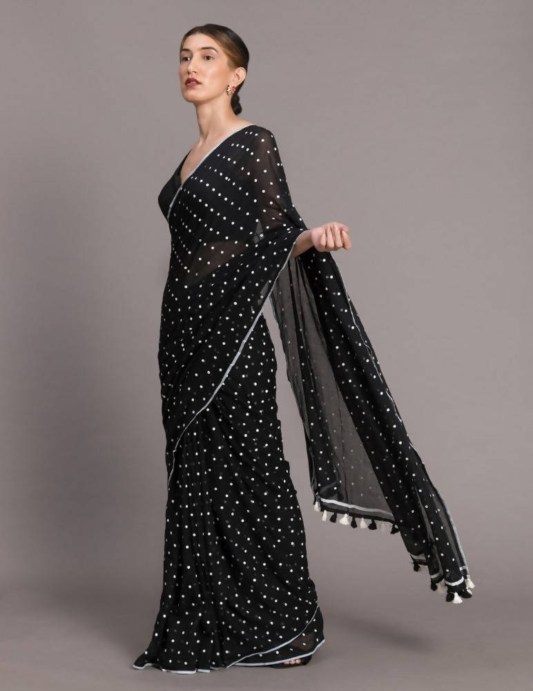 Suta Black White Polka Dots Printed Pure Cotton Saree
