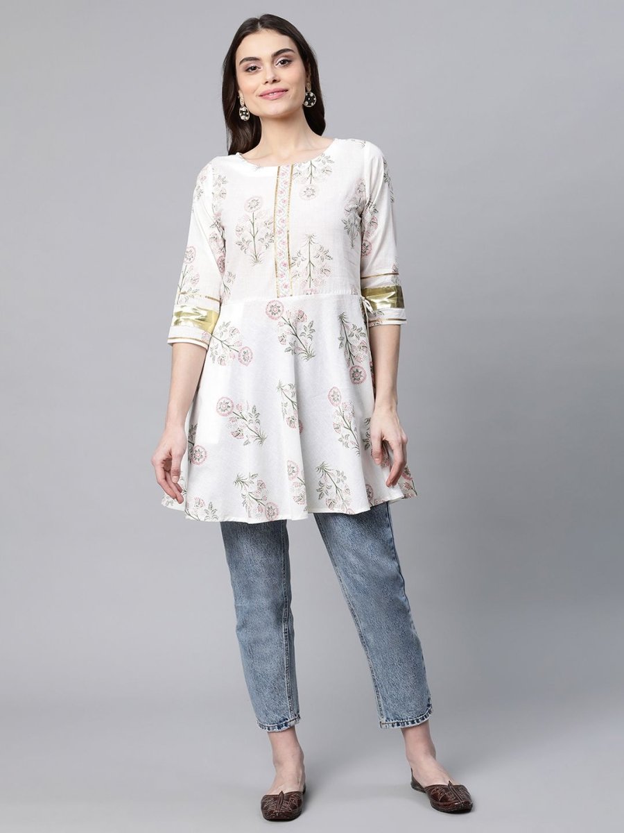 Ahalyaa Women Off White Pure Cotton Floral Printed Tunic