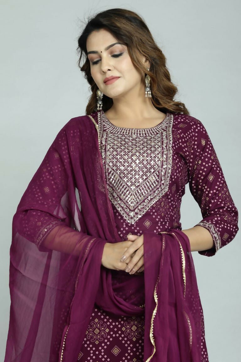 Alvano Women's Attractive And Stylish Rayon A Line Kurta With Pant And Dupatta
