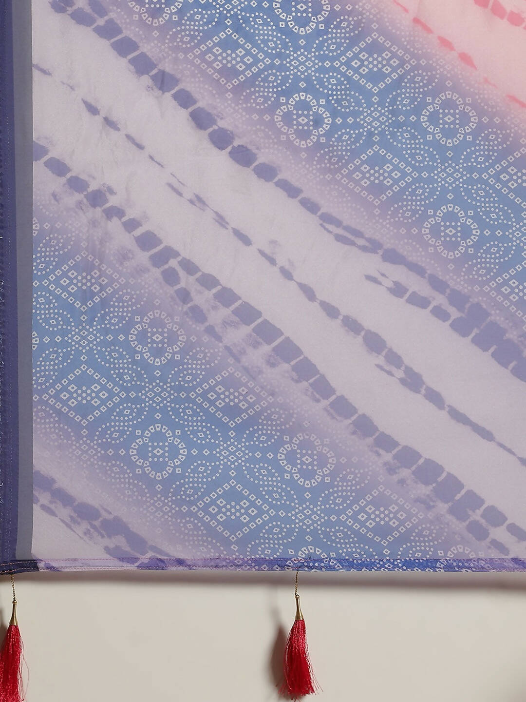 Purple Organza Printed Saree With Blouse Piece - Nivaa