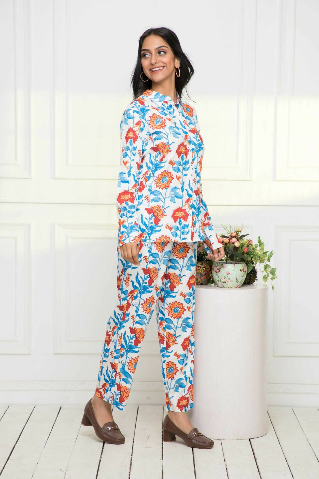 Myshka Women Multi Printed Romantic Florals Co-Ords