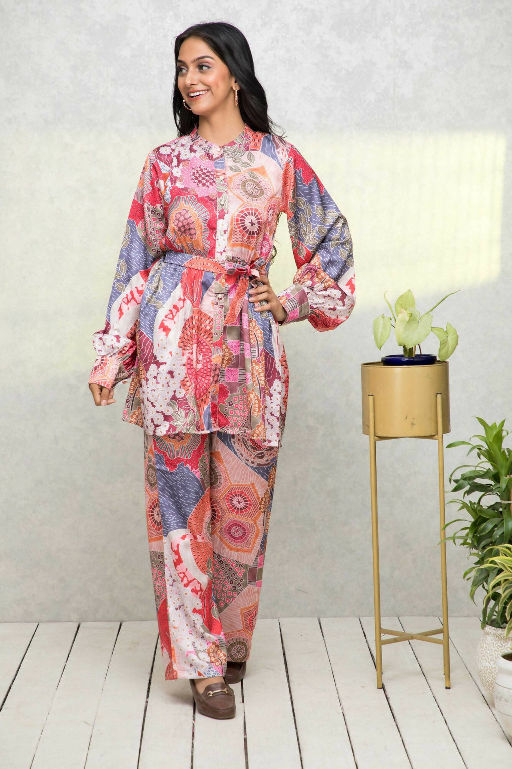 Myshka Women Multi Printed Bling & Sparkly Co-Ords