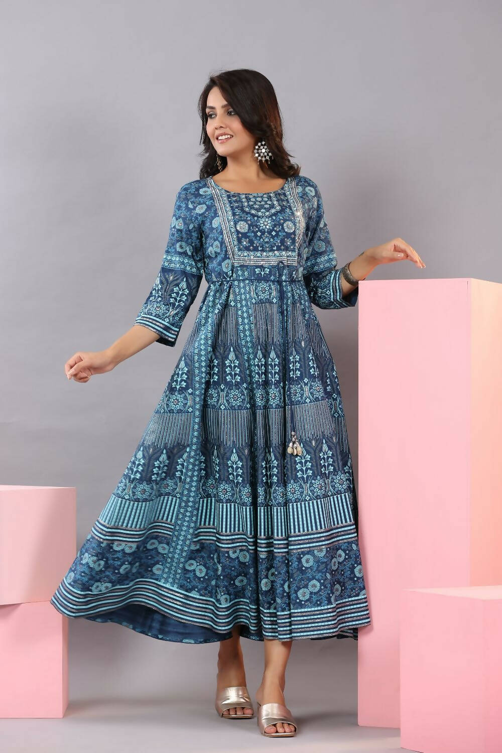 Juniper Women Blue Shantoon Floral Printed Maxi Dress